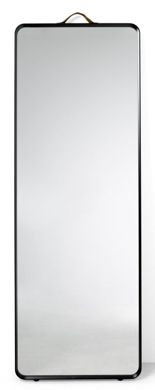 Norm Floor Mirror von Audo: Rechteckiger, rahmenloser Spiegel mit Lederriemen, ideal als Wandspiegel oder Standspiegel.